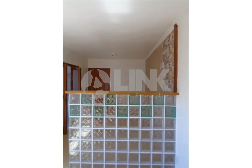 Foto 4 de Apartamento com 1 quarto à venda, 32m2 em Passo da Areia, Porto Alegre - RS