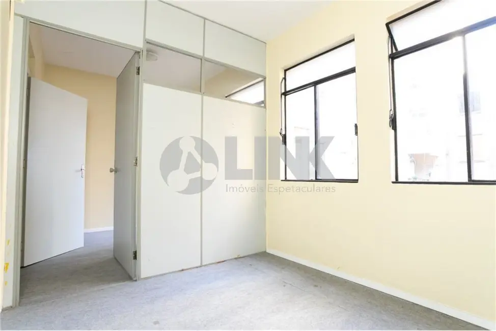 Foto 1 de Sala Comercial à venda, 33m2 em Centro Histórico, Porto Alegre - RS