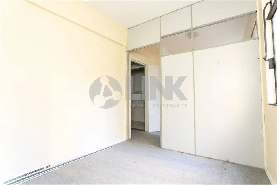 Sala Comercial à venda, 33m2 em Centro Histórico, Porto Alegre - RS - imagem 8 Foto 8 de Sala Comercial à venda, 33m2 em Centro Histórico, Porto Alegre - RS