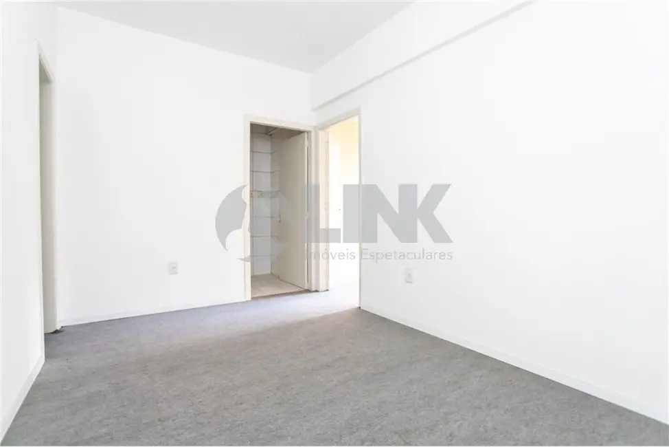 Sala Comercial à venda, 33m2 em Centro Histórico, Porto Alegre - RS - imagem 4 Foto 4 de Sala Comercial à venda, 33m2 em Centro Histórico, Porto Alegre - RS