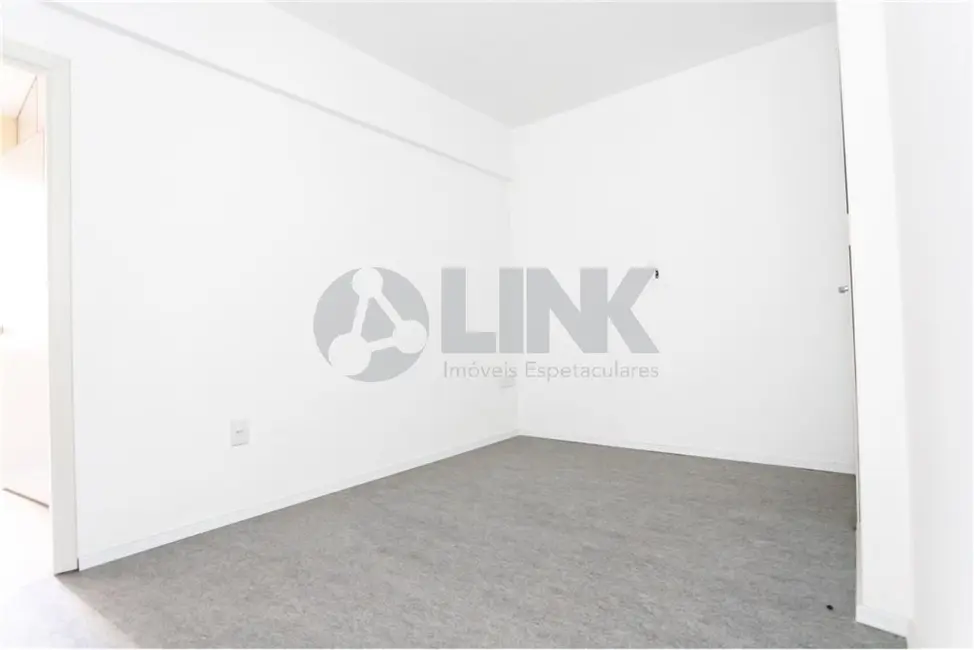 Sala Comercial à venda, 33m2 em Centro Histórico, Porto Alegre - RS - imagem 6 Foto 6 de Sala Comercial à venda, 33m2 em Centro Histórico, Porto Alegre - RS