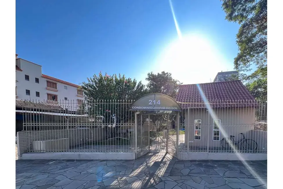 Apartamento com 2 quartos à venda, 69m2 em Harmonia, Canoas - RS - imagem 5 Foto 5 de Apartamento com 2 quartos à venda, 69m2 em Harmonia, Canoas - RS