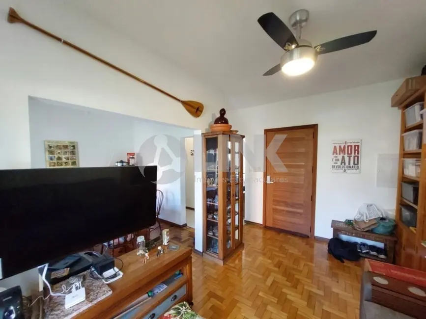 Foto 2 de Apartamento com 2 quartos à venda, 75m2 em Rio Branco, Porto Alegre - RS