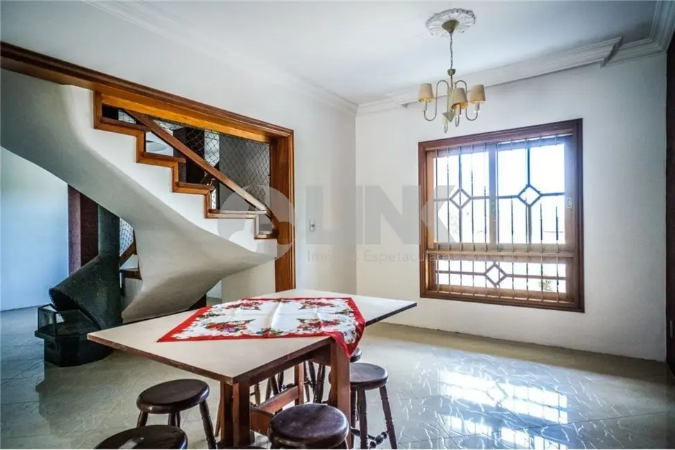 Casa com 3 quartos à venda, 260m2 em Parque Santa Fé, Porto Alegre - RS - imagem 3 Foto 3 de Casa com 3 quartos à venda, 260m2 em Parque Santa Fé, Porto Alegre - RS