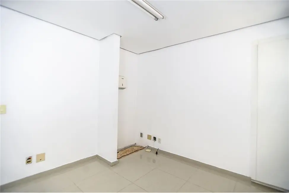 Foto 2 de Sala Comercial à venda, 53m2 em Centro Histórico, Porto Alegre - RS