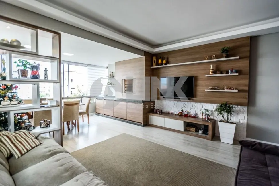 Foto 1 de Apartamento com 3 quartos à venda, 241m2 em Jardim Lindóia, Porto Alegre - RS