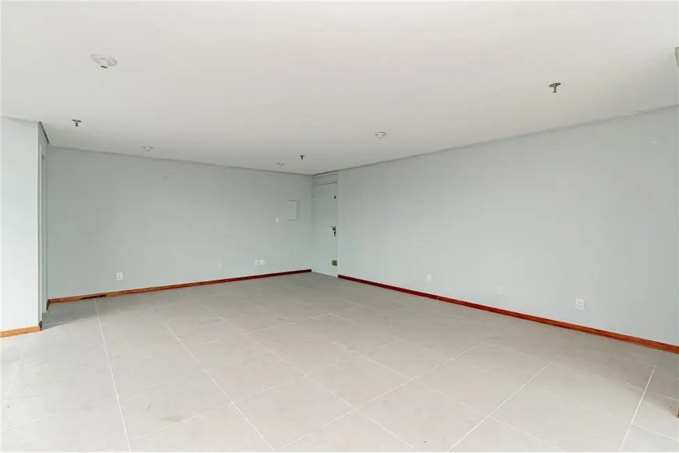 Foto 3 de Sala Comercial à venda, 48m2 em Moinhos de Vento, Porto Alegre - RS