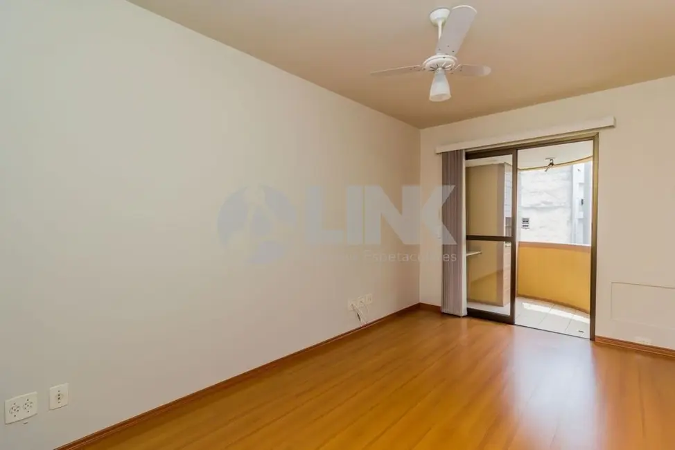 Apartamento com 2 quartos à venda, 54m2 em Independência, Porto Alegre - RS - imagem 2 Foto 2 de Apartamento com 2 quartos à venda, 54m2 em Independência, Porto Alegre - RS
