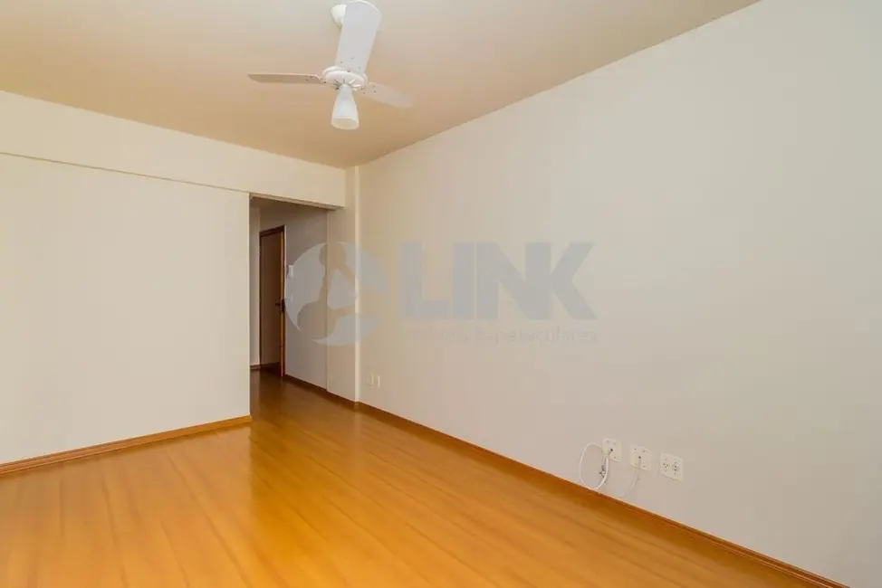 Apartamento com 2 quartos à venda, 54m2 em Independência, Porto Alegre - RS - imagem 6 Foto 6 de Apartamento com 2 quartos à venda, 54m2 em Independência, Porto Alegre - RS
