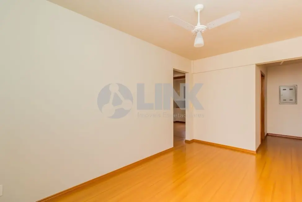 Apartamento com 2 quartos à venda, 54m2 em Independência, Porto Alegre - RS - imagem 4 Foto 4 de Apartamento com 2 quartos à venda, 54m2 em Independência, Porto Alegre - RS