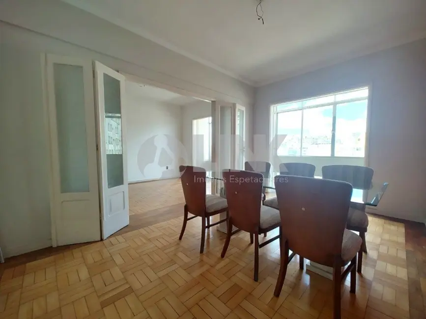 Apartamento com 2 quartos à venda, 134m2 em Bom Fim, Porto Alegre - RS - imagem 3 Foto 3 de Apartamento com 2 quartos à venda, 134m2 em Bom Fim, Porto Alegre - RS