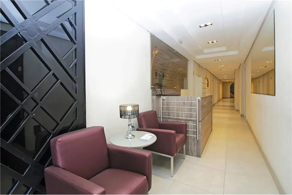 Foto 2 de Sala Comercial à venda, 35m2 em Rio Branco, Porto Alegre - RS
