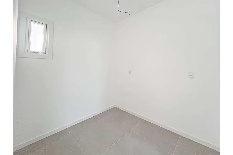 Casa com 3 quartos à venda, 146m2 em Igara, Canoas - RS - imagem 8 Foto 8 de Casa com 3 quartos à venda, 146m2 em Igara, Canoas - RS