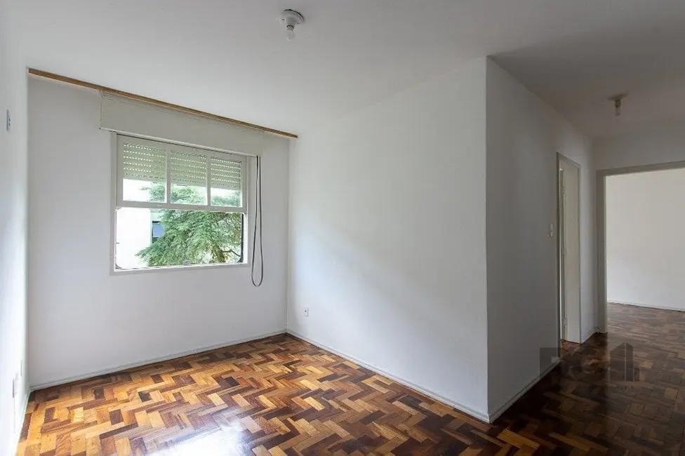 Foto 1 de Apartamento com 3 quartos à venda, 50m2 em Cristal, Porto Alegre - RS