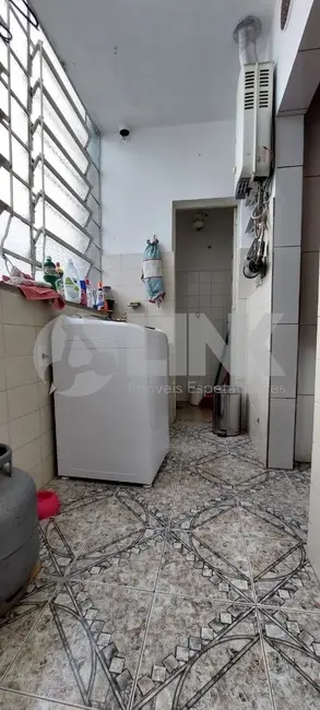 Apartamento com 3 quartos à venda, 110m2 em Moinhos de Vento, Porto Alegre - RS - imagem 5 Foto 5 de Apartamento com 3 quartos à venda, 110m2 em Moinhos de Vento, Porto Alegre - RS