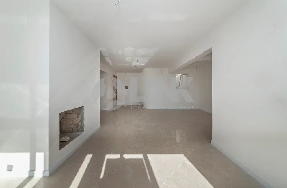 Apartamento com 3 quartos à venda, 116m2 em Passo da Areia, Porto Alegre - RS - imagem 8 Foto 8 de Apartamento com 3 quartos à venda, 116m2 em Passo da Areia, Porto Alegre - RS