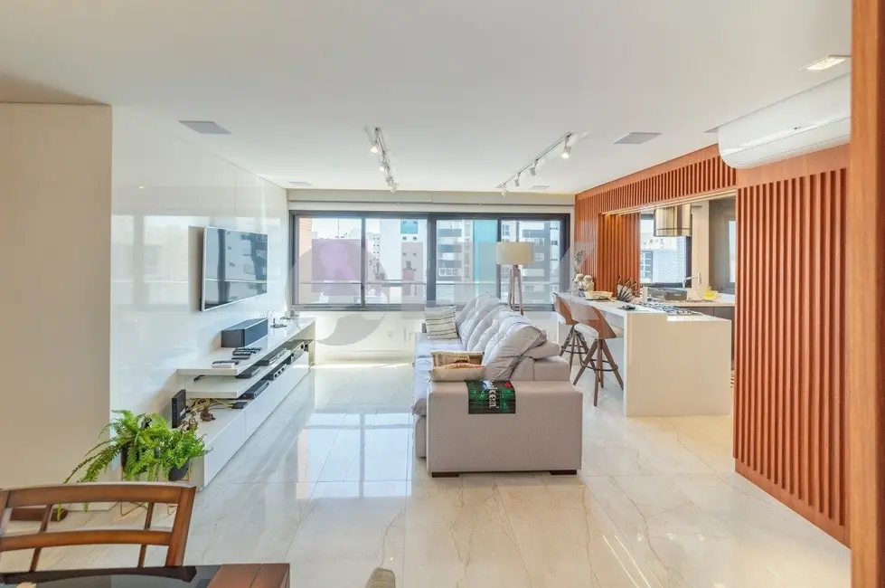 Foto 3 de Apartamento com 3 quartos à venda, 102m2 em Passo da Areia, Porto Alegre - RS