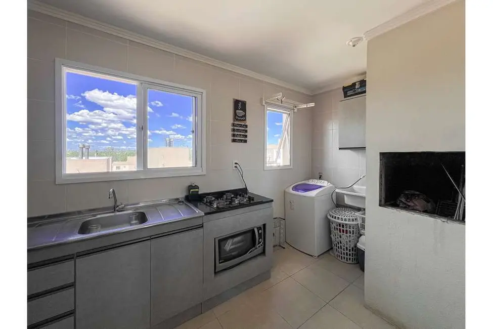 Foto 2 de Apartamento com 2 quartos à venda, 48m2 em Olaria, Canoas - RS