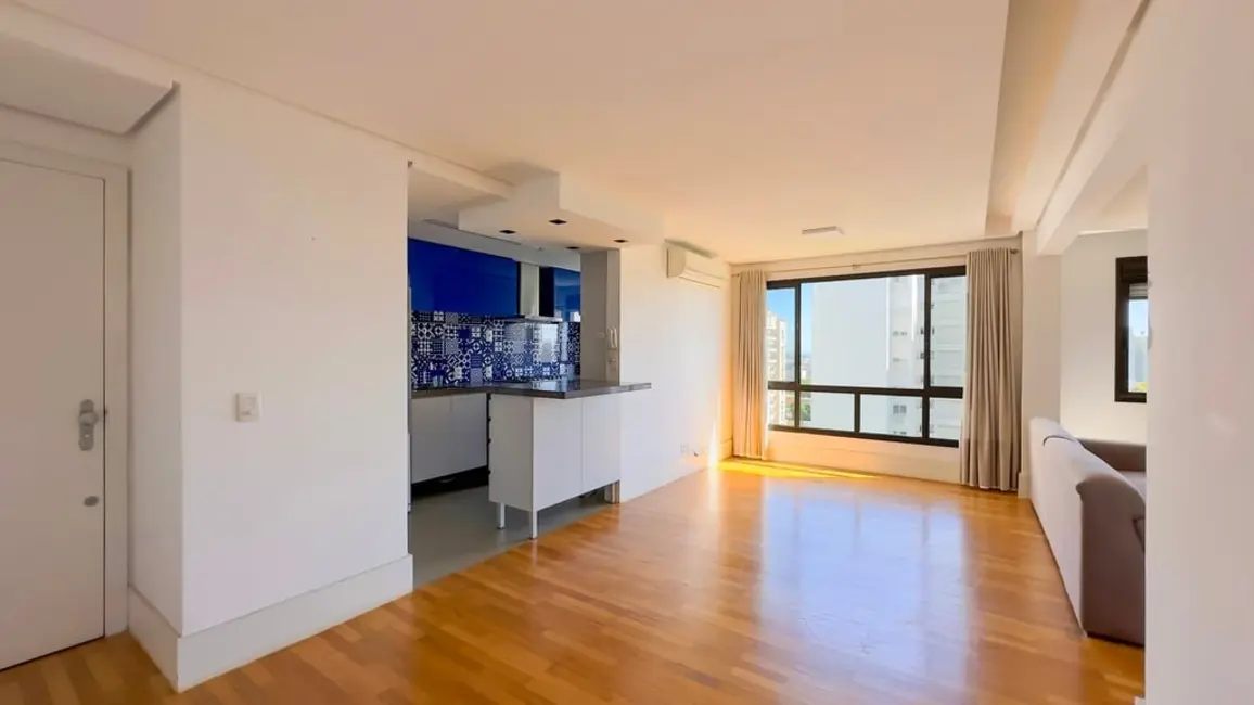 Foto 1 de Apartamento com 3 quartos à venda, 79m2 em Passo da Areia, Porto Alegre - RS