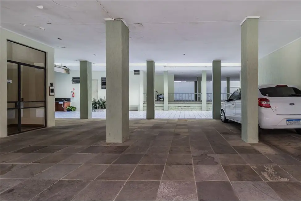 Foto 5 de Apartamento com 2 quartos à venda, 74m2 em Cristo Redentor, Porto Alegre - RS