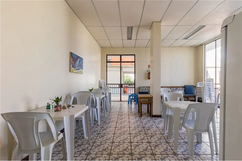 Foto 3 de Apartamento com 2 quartos à venda, 74m2 em Cristo Redentor, Porto Alegre - RS