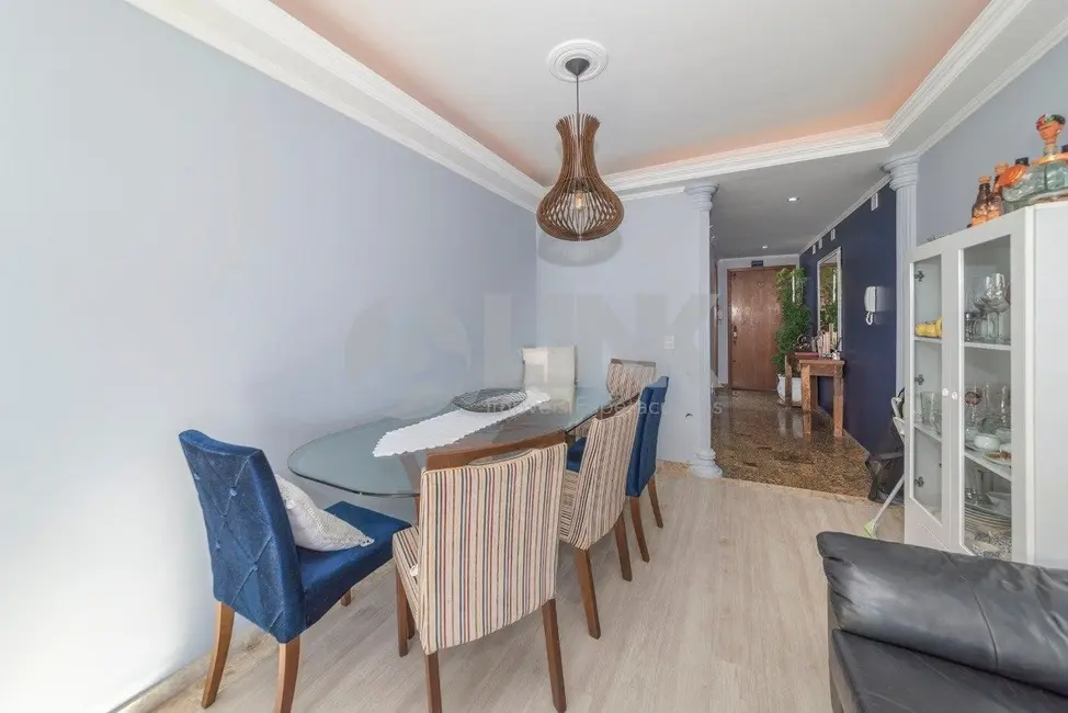 Apartamento com 3 quartos à venda, 154m2 em Teresópolis, Porto Alegre - RS - imagem 4 Foto 4 de Apartamento com 3 quartos à venda, 154m2 em Teresópolis, Porto Alegre - RS