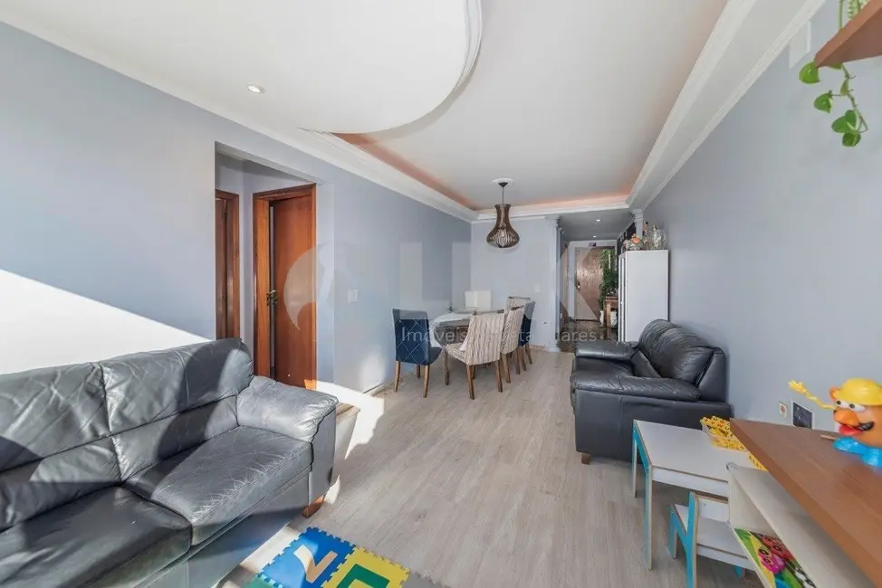 Apartamento com 3 quartos à venda, 154m2 em Teresópolis, Porto Alegre - RS - imagem 5 Foto 5 de Apartamento com 3 quartos à venda, 154m2 em Teresópolis, Porto Alegre - RS