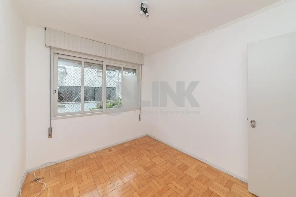 Apartamento com 3 quartos à venda, 94m2 em Petrópolis, Porto Alegre - RS - imagem 6 Foto 6 de Apartamento com 3 quartos à venda, 94m2 em Petrópolis, Porto Alegre - RS