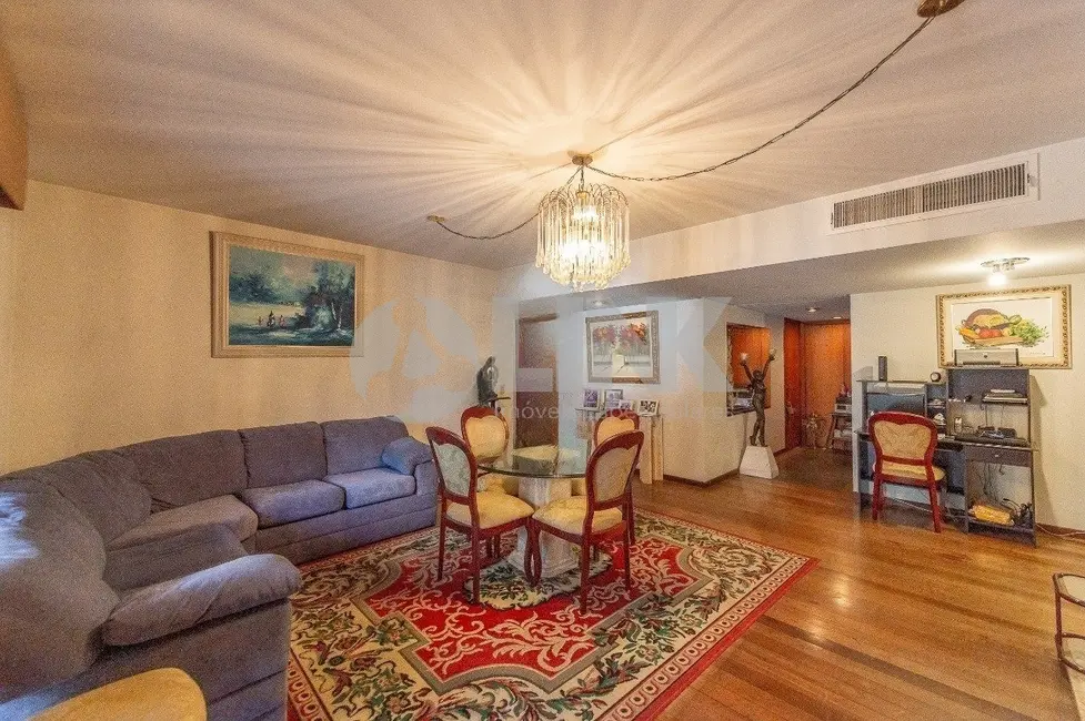 Apartamento com 3 quartos à venda, 165m2 em Petrópolis, Porto Alegre - RS - imagem 2 Foto 2 de Apartamento com 3 quartos à venda, 165m2 em Petrópolis, Porto Alegre - RS