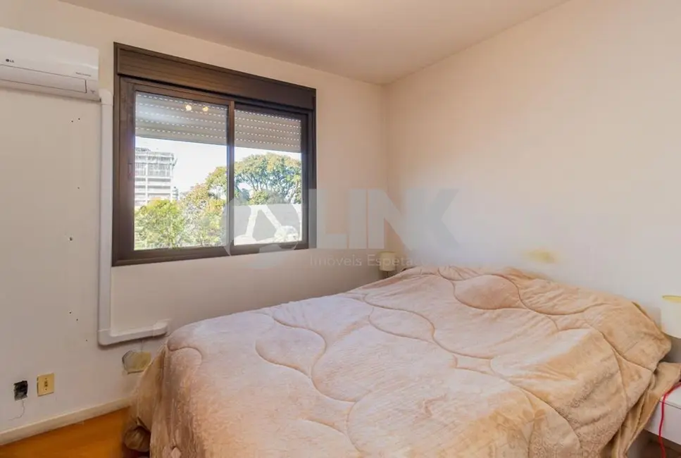 Apartamento com 3 quartos à venda, 84m2 em Mont Serrat, Porto Alegre - RS - imagem 8 Foto 8 de Apartamento com 3 quartos à venda, 84m2 em Mont Serrat, Porto Alegre - RS