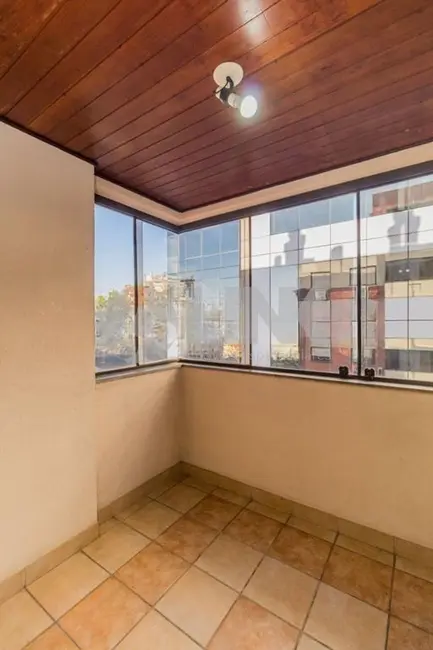 Apartamento com 3 quartos à venda, 84m2 em Mont Serrat, Porto Alegre - RS - imagem 4 Foto 4 de Apartamento com 3 quartos à venda, 84m2 em Mont Serrat, Porto Alegre - RS