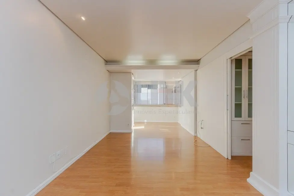 Apartamento com 3 quartos à venda, 84m2 em Mont Serrat, Porto Alegre - RS - imagem 3 Foto 3 de Apartamento com 3 quartos à venda, 84m2 em Mont Serrat, Porto Alegre - RS