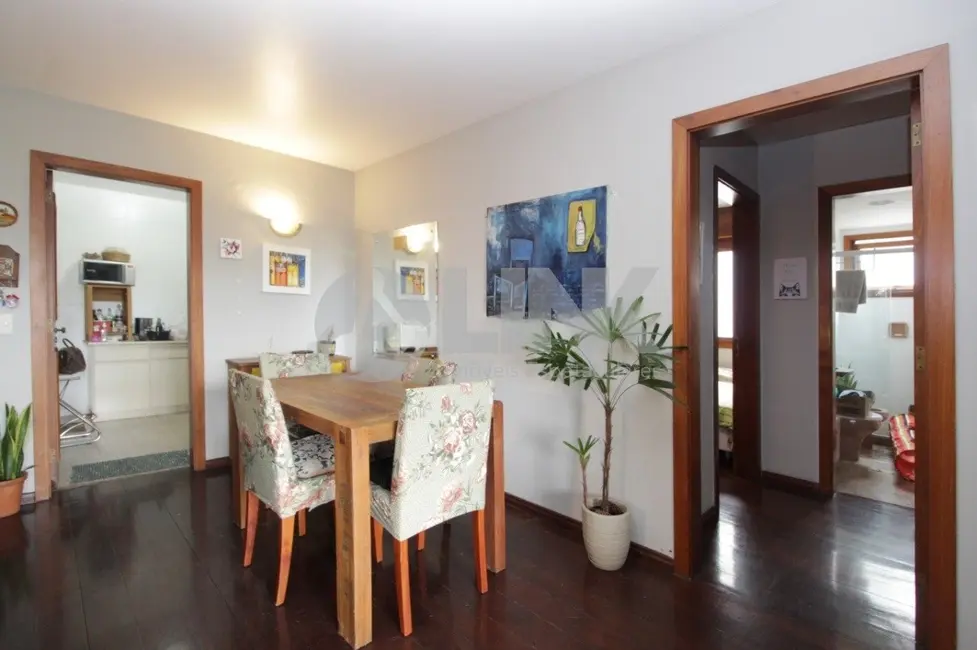 Apartamento com 2 quartos à venda, 90m2 em Mont Serrat, Porto Alegre - RS - imagem 6 Foto 6 de Apartamento com 2 quartos à venda, 90m2 em Mont Serrat, Porto Alegre - RS