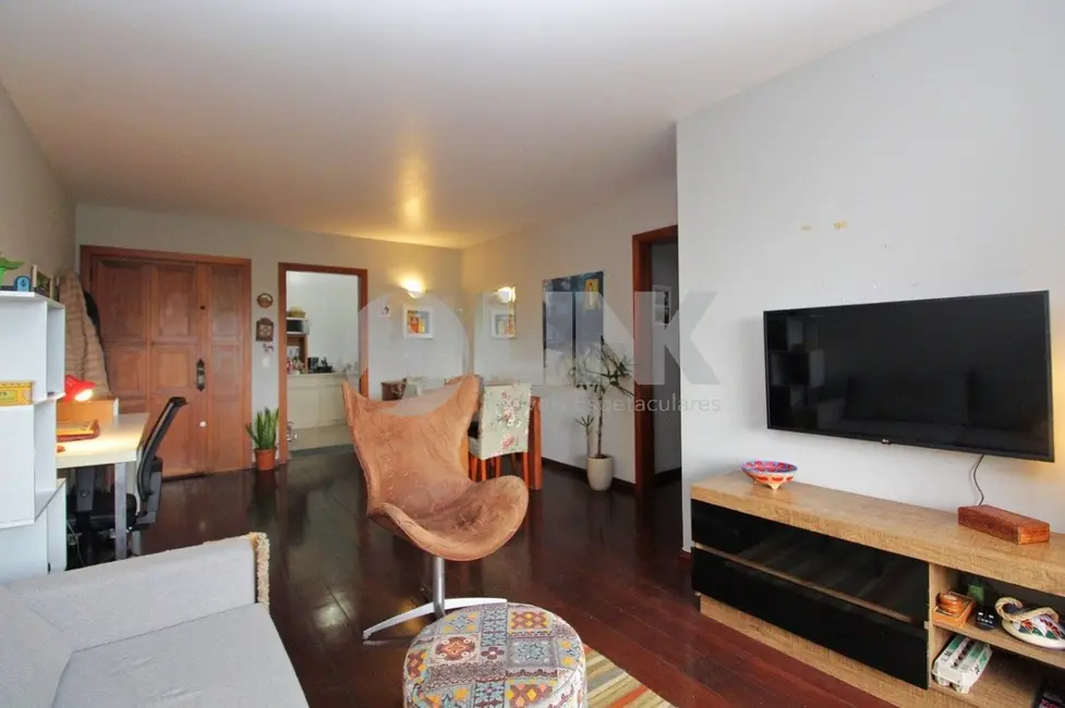 Apartamento com 2 quartos à venda, 90m2 em Mont Serrat, Porto Alegre - RS - imagem 8 Foto 8 de Apartamento com 2 quartos à venda, 90m2 em Mont Serrat, Porto Alegre - RS