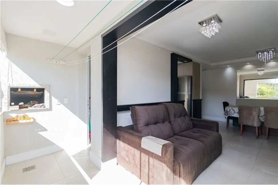 Foto 2 de Apartamento com 3 quartos à venda, 80m2 em Jardim Carvalho, Porto Alegre - RS