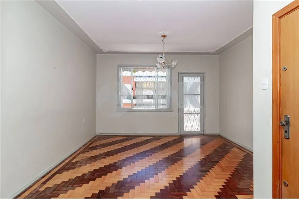 Apartamento com 2 quartos à venda, 83m2 em Menino Deus, Porto Alegre - RS - imagem 3 Foto 3 de Apartamento com 2 quartos à venda, 83m2 em Menino Deus, Porto Alegre - RS