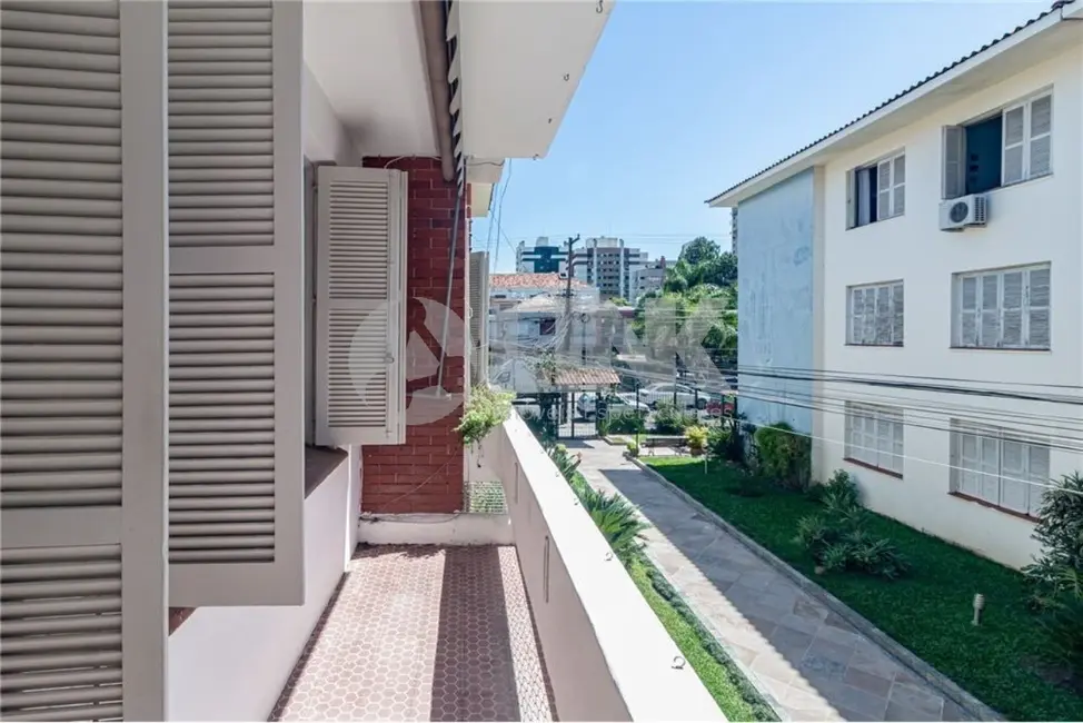 Apartamento com 2 quartos à venda, 83m2 em Menino Deus, Porto Alegre - RS - imagem 7 Foto 7 de Apartamento com 2 quartos à venda, 83m2 em Menino Deus, Porto Alegre - RS