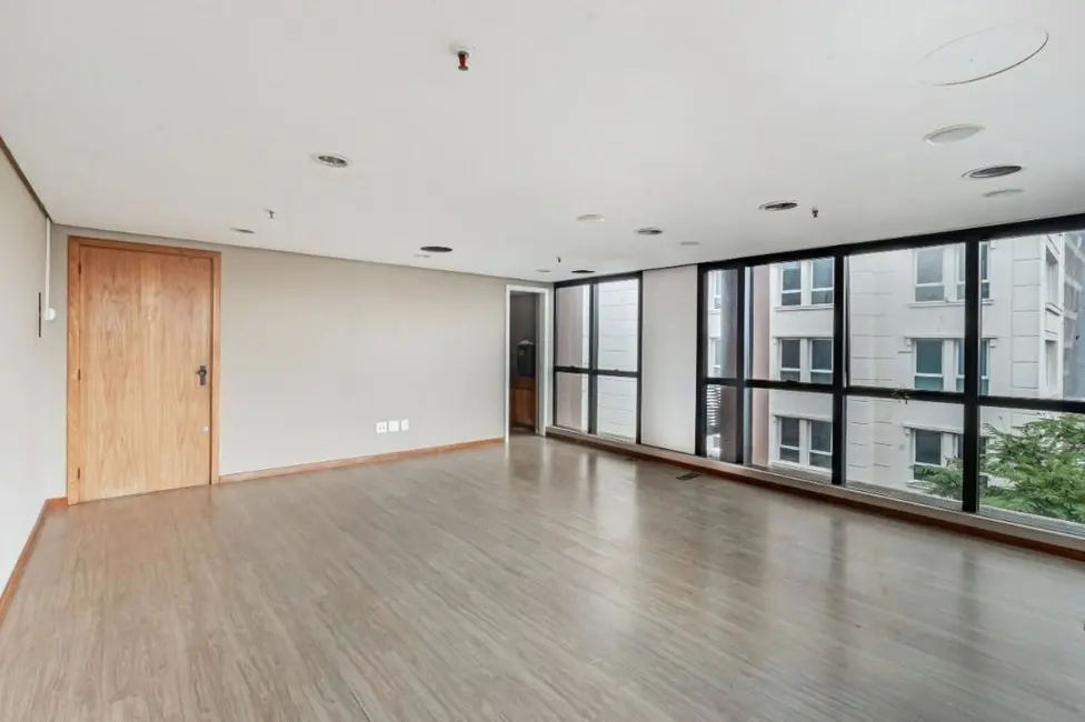 Foto 2 de Sala Comercial à venda, 37m2 em Auxiliadora, Porto Alegre - RS