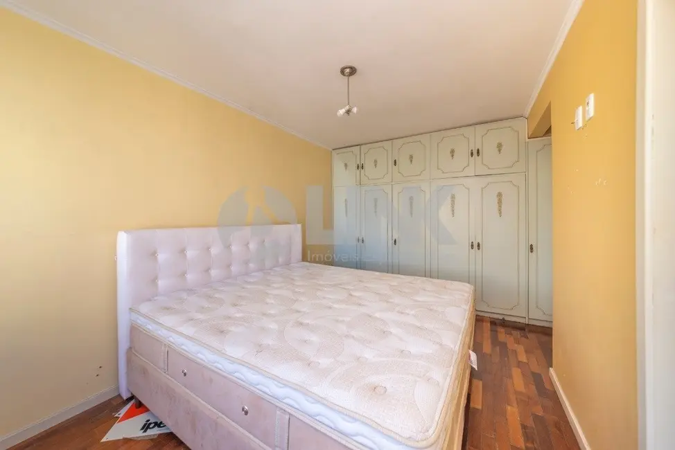 Foto 8 de Apartamento com 3 quartos à venda, 133m2 em Independência, Porto Alegre - RS