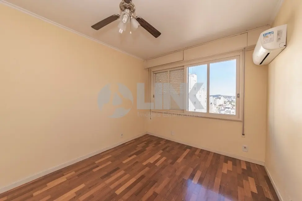 Foto 9 de Apartamento com 3 quartos à venda, 133m2 em Independência, Porto Alegre - RS