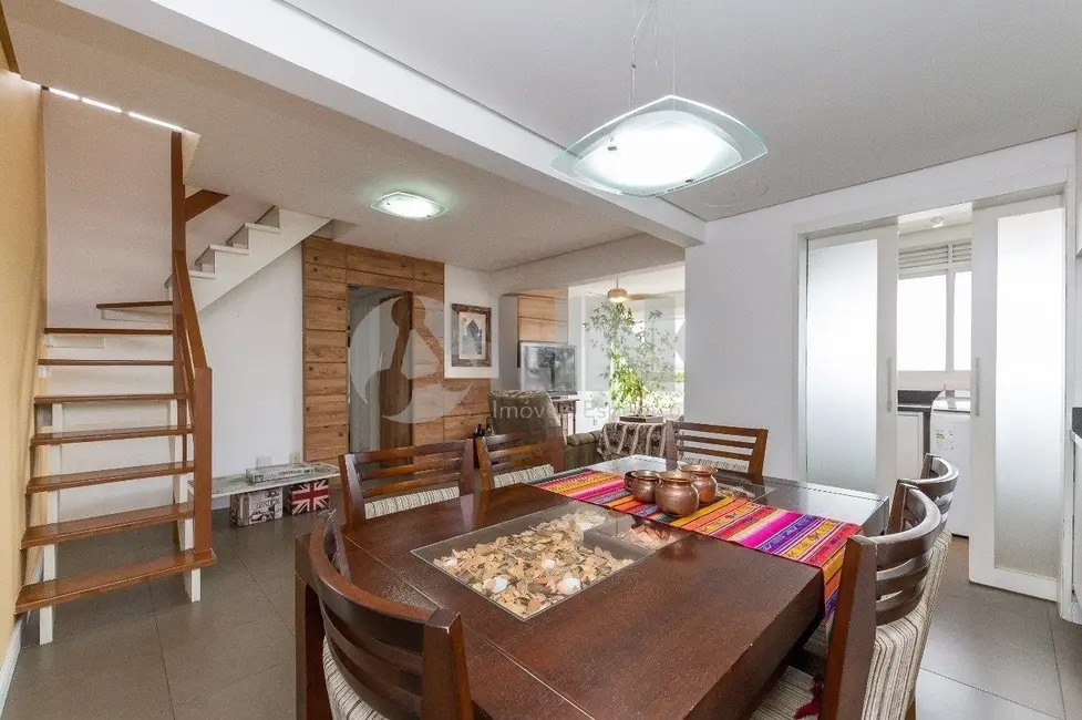 Foto 5 de Apartamento com 2 quartos à venda, 174m2 em Chácara das Pedras, Porto Alegre - RS