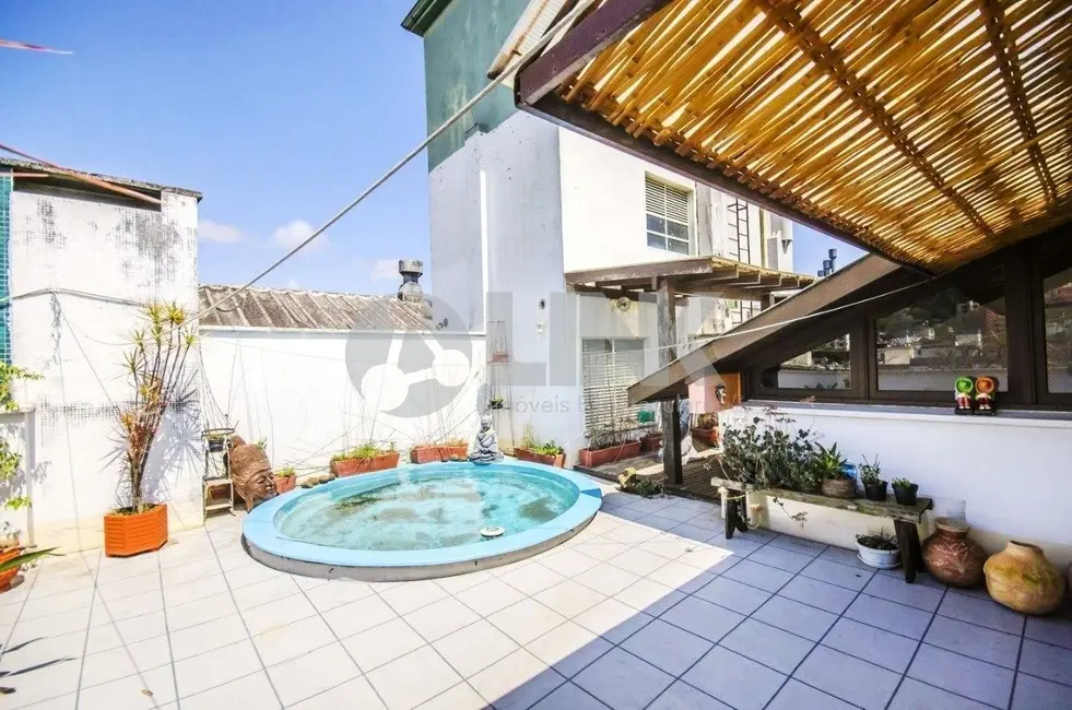 Apartamento com 3 quartos à venda, 207m2 em Menino Deus, Porto Alegre - RS - imagem 1 Foto 1 de Apartamento com 3 quartos à venda, 207m2 em Menino Deus, Porto Alegre - RS