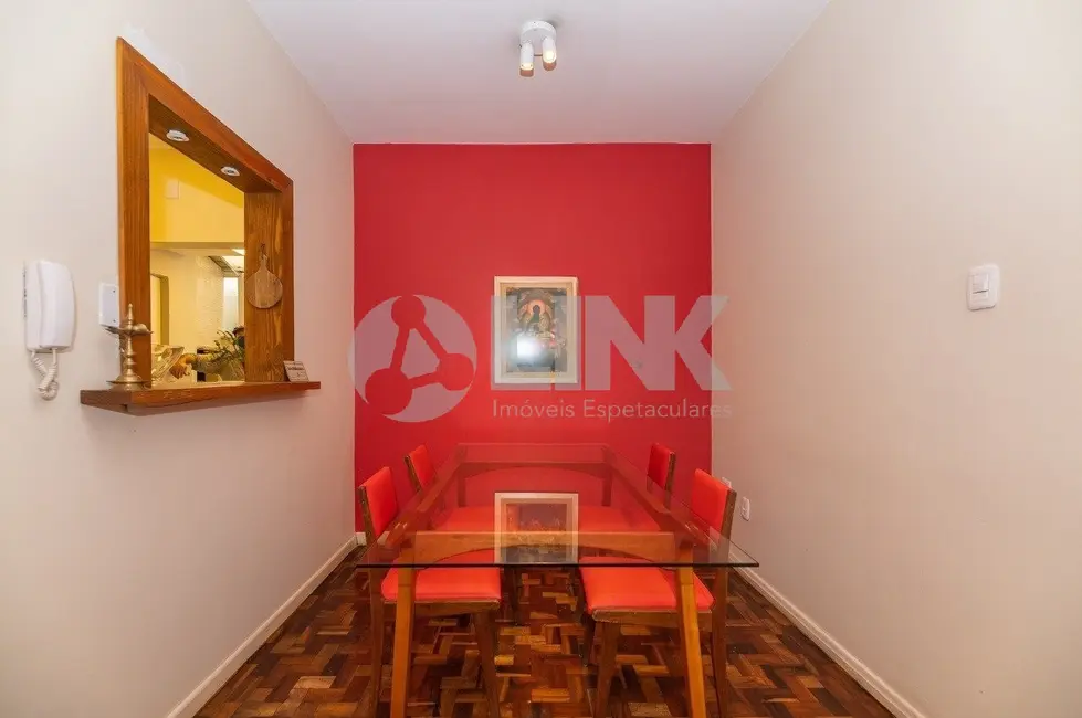 Apartamento com 3 quartos à venda, 126m2 em Moinhos de Vento, Porto Alegre - RS - imagem 6 Foto 6 de Apartamento com 3 quartos à venda, 126m2 em Moinhos de Vento, Porto Alegre - RS