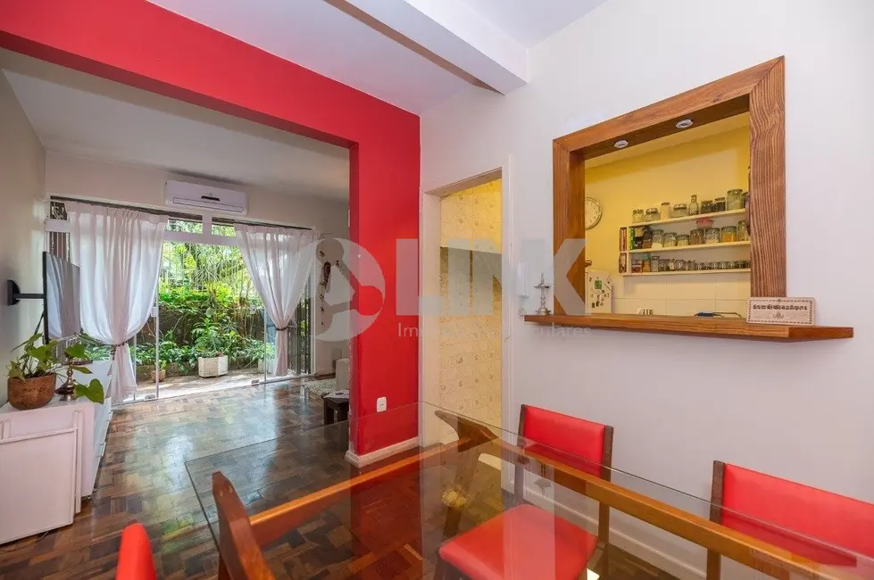 Apartamento com 3 quartos à venda, 126m2 em Moinhos de Vento, Porto Alegre - RS - imagem 5 Foto 5 de Apartamento com 3 quartos à venda, 126m2 em Moinhos de Vento, Porto Alegre - RS