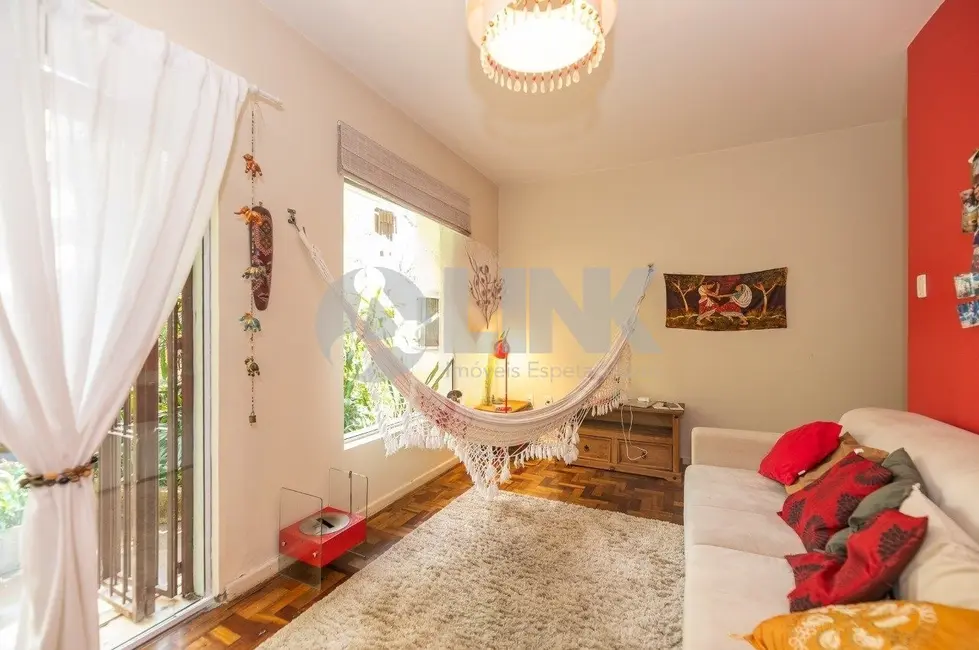 Apartamento com 3 quartos à venda, 126m2 em Moinhos de Vento, Porto Alegre - RS - imagem 4 Foto 4 de Apartamento com 3 quartos à venda, 126m2 em Moinhos de Vento, Porto Alegre - RS