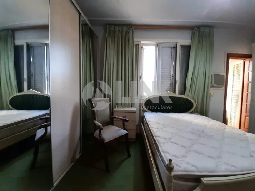 Foto 9 de Apartamento com 2 quartos à venda, 76m2 em Santana, Porto Alegre - RS