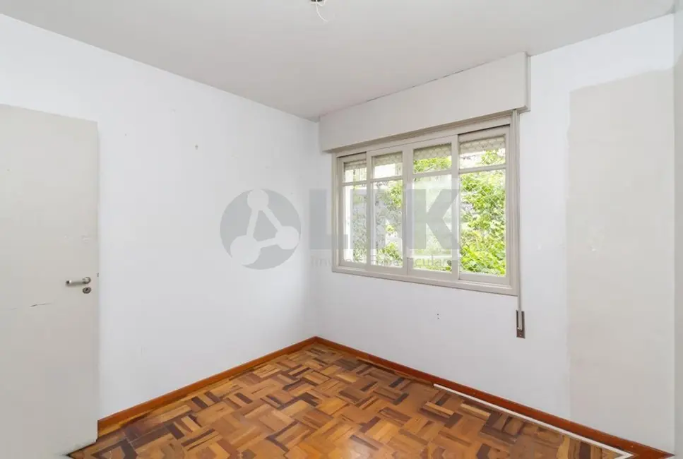 Foto 9 de Apartamento com 2 quartos à venda, 69m2 em Santana, Porto Alegre - RS