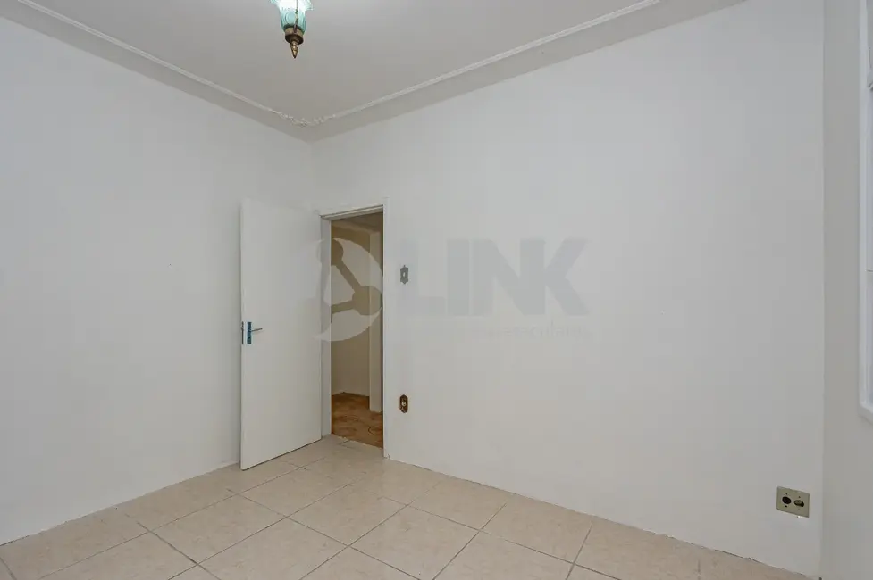Apartamento com 2 quartos à venda, 45m2 em Centro Histórico, Porto Alegre - RS - imagem 6 Foto 6 de Apartamento com 2 quartos à venda, 45m2 em Centro Histórico, Porto Alegre - RS