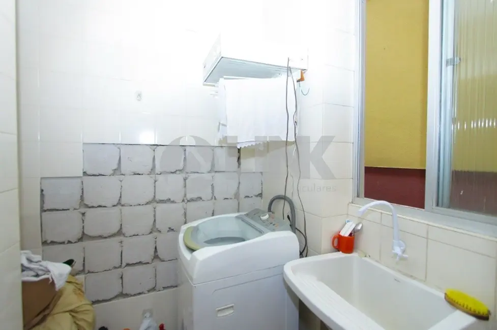 Apartamento com 2 quartos à venda, 73m2 em Centro Histórico, Porto Alegre - RS - imagem 5 Foto 5 de Apartamento com 2 quartos à venda, 73m2 em Centro Histórico, Porto Alegre - RS