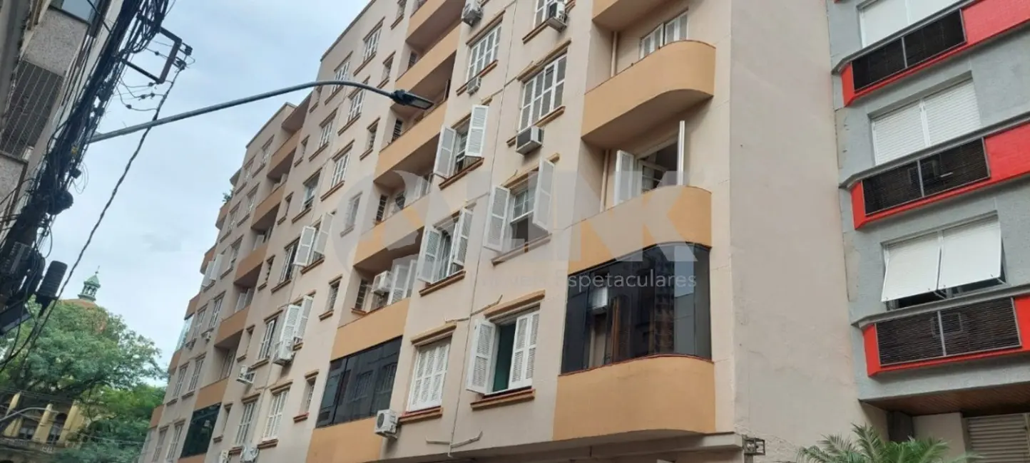 Apartamento com 2 quartos à venda, 69m2 em Centro Histórico, Porto Alegre - RS - imagem 7 Foto 7 de Apartamento com 2 quartos à venda, 69m2 em Centro Histórico, Porto Alegre - RS
